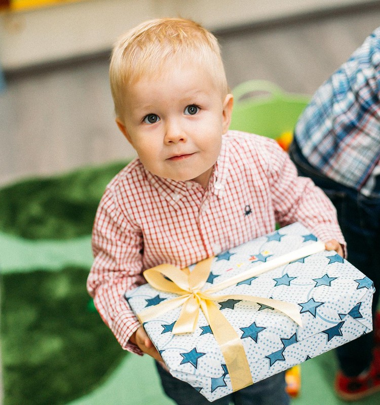 БЛОГ АЛЕНЫ: Подарки мальчикам 2 и 4 лет