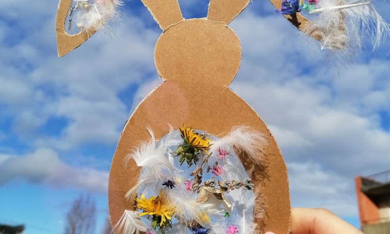 Дома с мамой: Пасхальный цветочный кролик