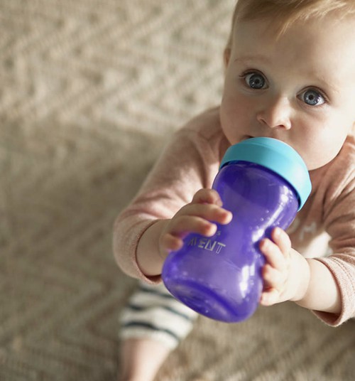 Тестирование месяца: мягкая, но устойчивая к покусам кружечка Philips Avent