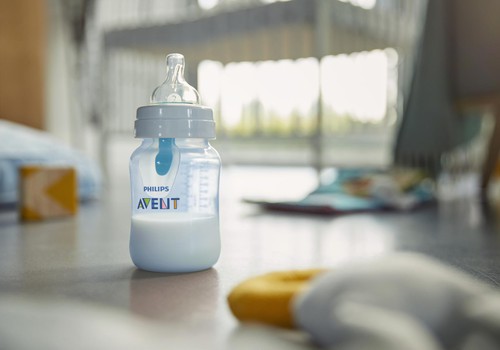 Тестирование октября: бутылочка Philips Avent антиколик с системой AirFree!