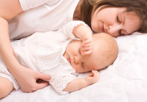 Сон малыша:  отучение от ночных кормлений