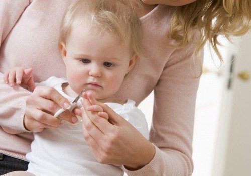 ДИСКУССИЯ: Ваш малыш позволяет добровольно подстричь себе ногти?